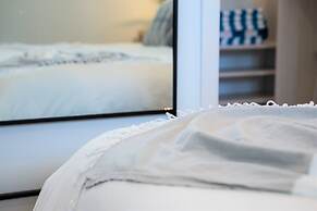 Cayman Luxury Rentals at The Grove