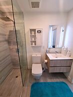 Cayman Luxury Rentals at The Grove