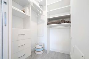 Cayman Luxury Rentals at The Grove