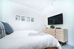 Cayman Luxury Rentals at The Grove