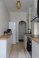 Cozy 1BR apartment with great location