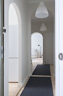 Cozy 1BR apartment with great location