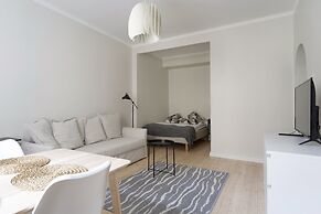 Cozy 1BR apartment with great location