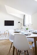 Charming Modern Penthouse in Ullanlinna