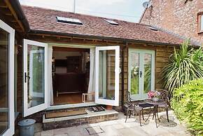 Nest Holiday Hideaway Wren Cottage Stunning Area!