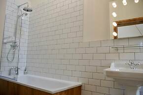 Nest Holiday Hideaway Wren Cottage Stunning Area!