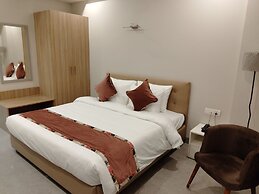 ROSASTAYS Gurugram Sec 31