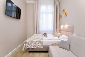 Bagel Residence Old Town