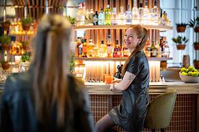 KOPSTER Hotel Residence Paris Colombes