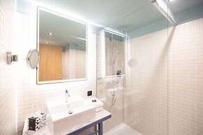 KOPSTER Hotel Residence Paris Colombes
