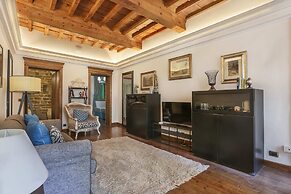 Pontevecchio Stylish Apartment in Florence - Hosted by Sweetstay