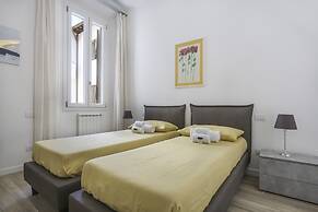 Florence Apartment - Hosted by Sweetstay