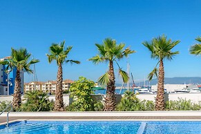 Luxury Modern Apartment With Exceptional Views! Hosted by Sweetstay