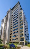 Luxury Modern Apartment With Exceptional Views! Hosted by Sweetstay