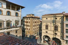 Uffizi Suite I - Hosted by Sweetstay