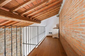 Uffizi Suite I - Hosted by Sweetstay