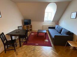 Beautiful Apartment Near Florenc Area of Prague