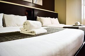 Vaccinated Staff - Capital O 826 Green Windows Dormitel