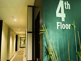 Vaccinated Staff - Capital O 826 Green Windows Dormitel