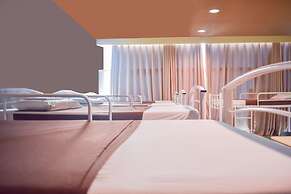 Vaccinated Staff - Capital O 826 Green Windows Dormitel