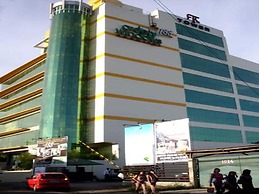 Vaccinated Staff - Capital O 826 Green Windows Dormitel