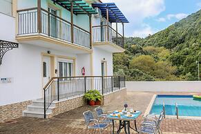 Villa Mitzelos