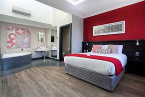 Hotel Savoy and Conference Centre