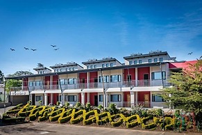 Hotel Savoy and Conference Centre