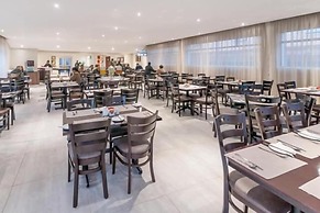 Hotel Savoy and Conference Centre