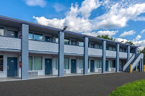 Travelodge By Wyndham Charles Town/Harpers Ferry