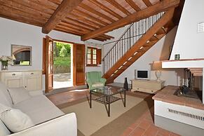 Francigena Apartments