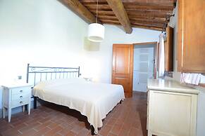 Francigena Apartments