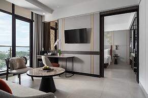 Hotel Santika Premiere Padang