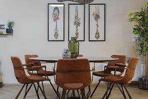 Acropolis Premium Residence