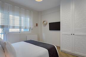 Acropolis Premium Residence