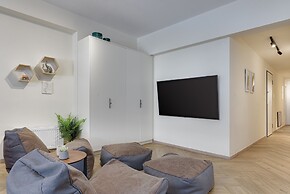 Acropolis Premium Residence