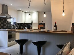 Stable Cottage