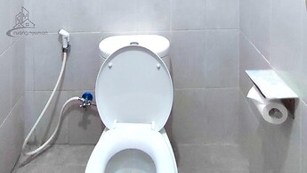 Atmosfer Guest House Sentul by Ruang Nyaman