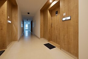 Pearl Marina Apartment by Renters