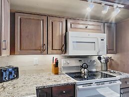 Breckenridge Spacious Mill Run 5 Townhouse by RedAwning