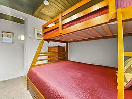 Breckenridge Spacious Mill Run 5 Townhouse by RedAwning