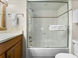 Breckenridge Spacious Mill Run 5 Townhouse by RedAwning