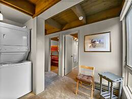 Breckenridge Spacious Mill Run 5 Townhouse by RedAwning