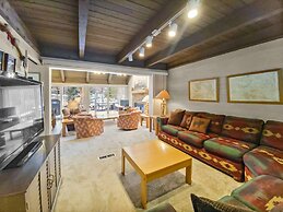 Breckenridge Spacious Mill Run 5 Townhouse by RedAwning