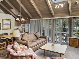 Breckenridge Spacious Mill Run 5 Townhouse by RedAwning