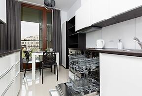 Studio Kolejowa Warsaw by Renters