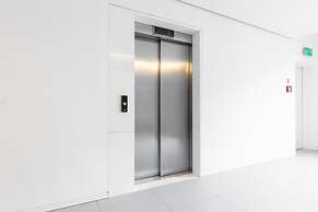 Studio Kolejowa Warsaw by Renters