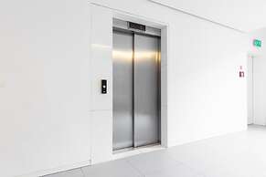 Studio Kolejowa Warsaw by Renters