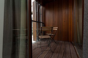 Studio Kolejowa Warsaw by Renters