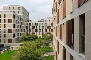 Studio Kolejowa Warsaw by Renters